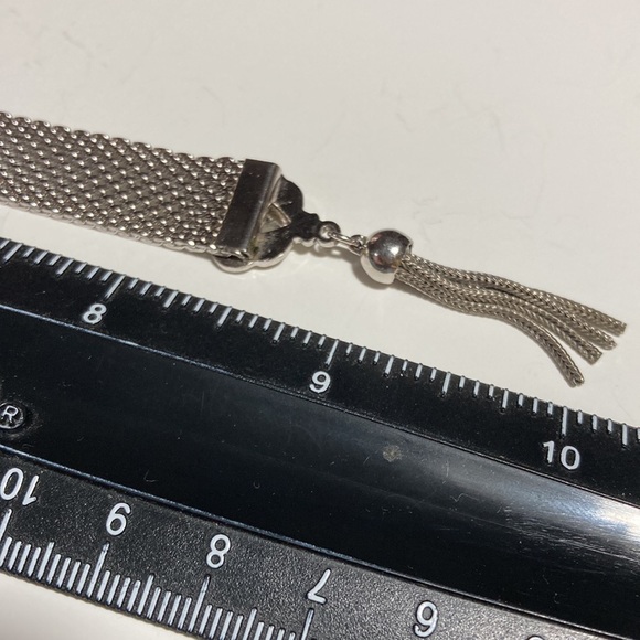 PAMAR VINTAGE SILVERTONE TASSEL MESH BRACELET - Picture 10 of 12